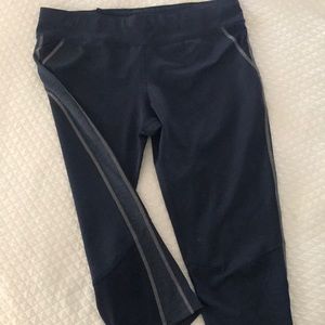 Oiselle 3/4 Length Running Tights, Sz L